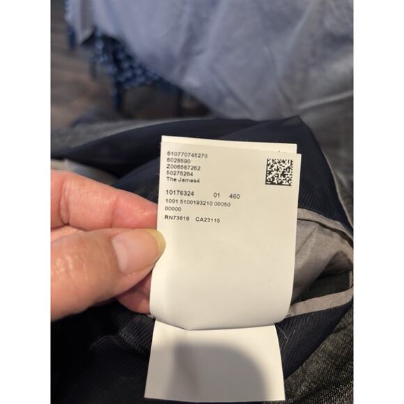 HUGO BOSS 38S Black Plaid "The James4" 100% Wool Hopsack Blazer $595 Sport Coat - Picture 3 of 16